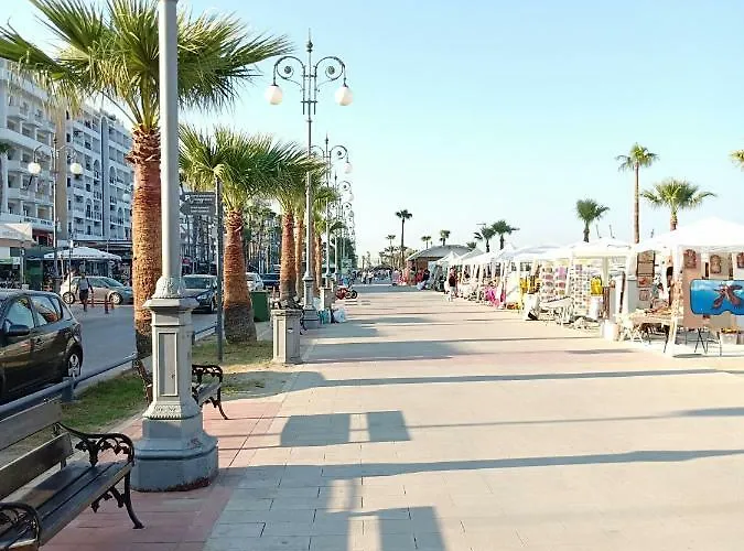 Near The Apartamento Larnaca