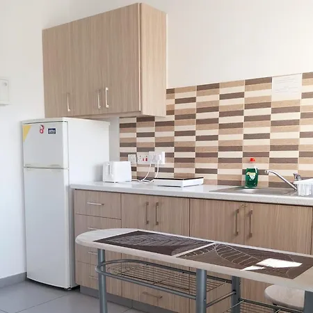 Apartman Near The Lárnaka
